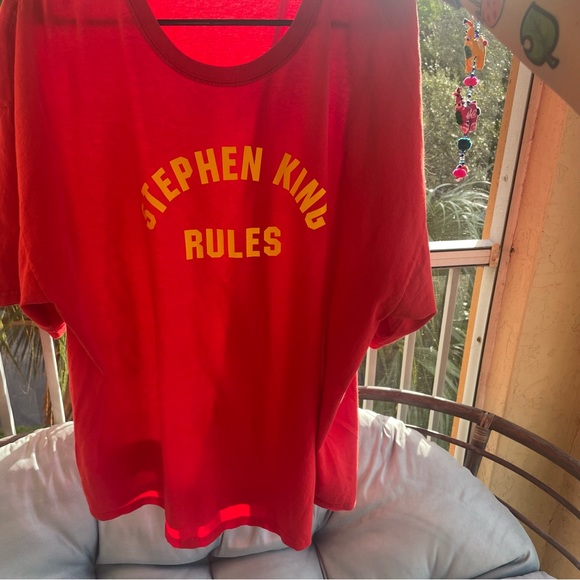 *SOLD* “STEPHEN KING RULES” TEE - Picture 3 of 6